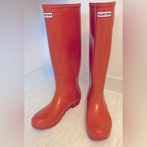 Red Hunter Boots Sz 8